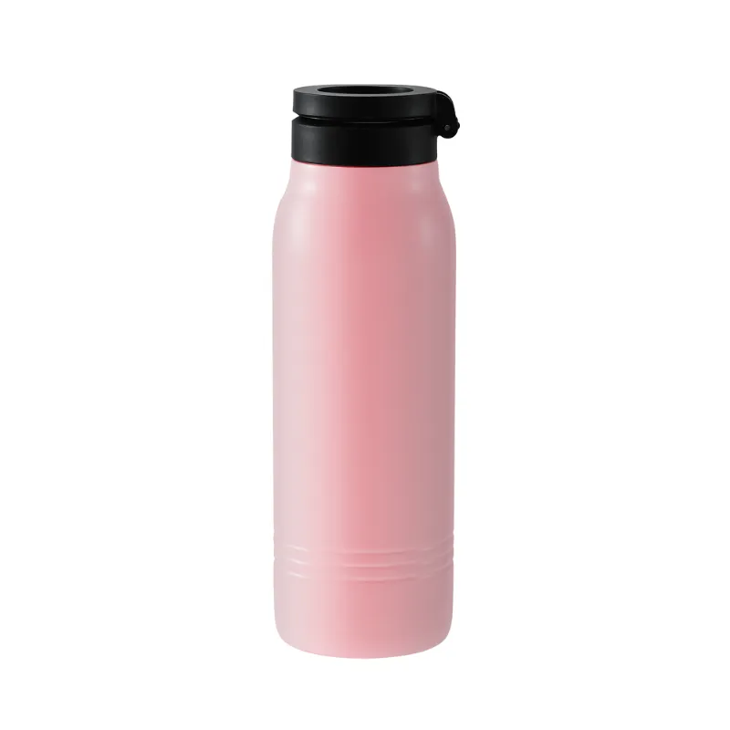 Bottiglia d'acqua isolata con tappo magnetico