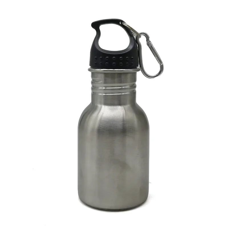 Bottiglia d'acqua per la scuola